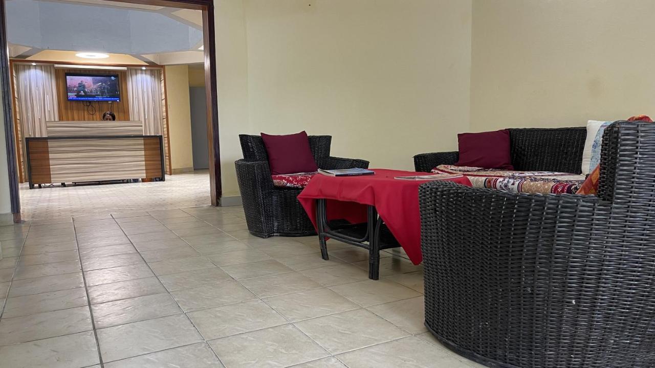 Hotel Les Polygones كريبي المظهر الخارجي الصورة