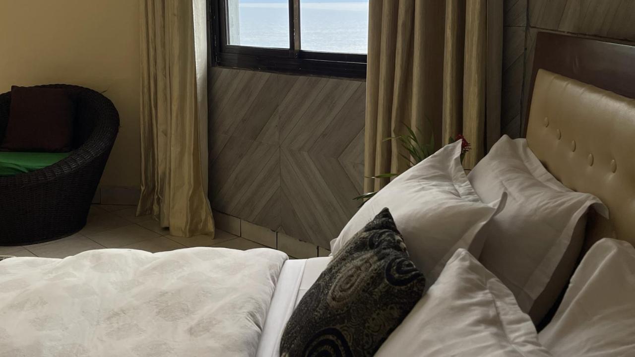 Hotel Les Polygones كريبي المظهر الخارجي الصورة