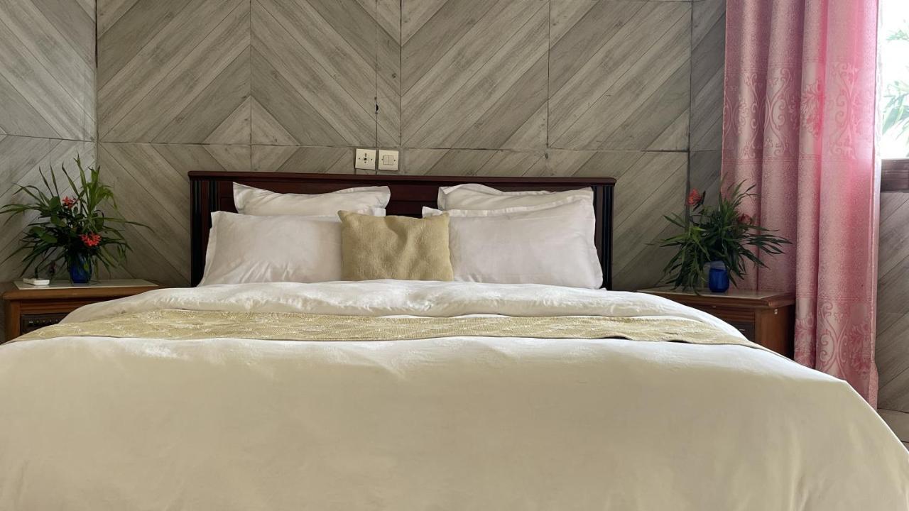 Hotel Les Polygones كريبي المظهر الخارجي الصورة